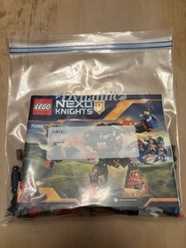 LEGO Nexo Knights: InfernoX Captures the Queen (70325)
