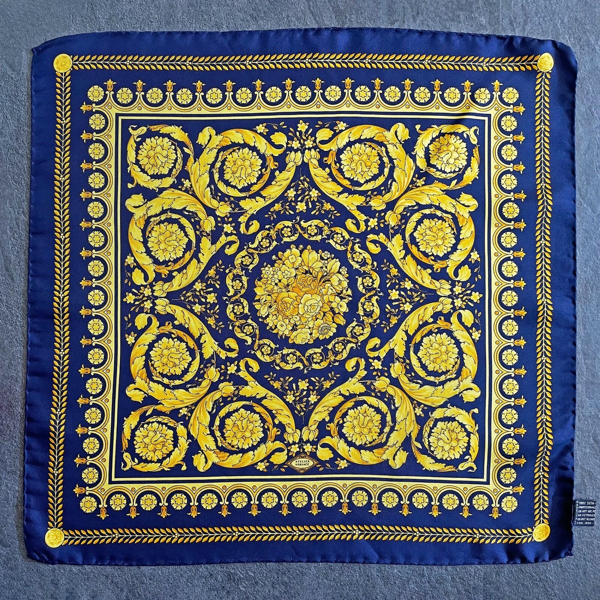 sophie　GIANNI Versace スカーフベルト 90_IBA0005-