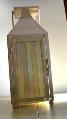 Alter weiß/creme Vintage Old Style Tisch Metall und Glas Kerzenlaterne DEFEKT