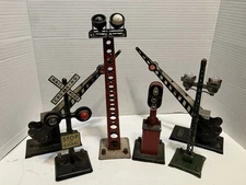 Pre War Post War  O Guage Model Train Accessories 6 Lot