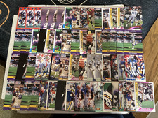 (60) Henry Thomas Football Cards Base RC Rookies Vikings Lot Collection