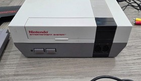 1985 Nintendo NES Working System Controller & Cords + Ice Climber & Top Gun 2