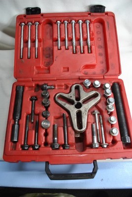 Mac Tools Deluxe Bolt Grip Puller Set STP500M w/ Case USA