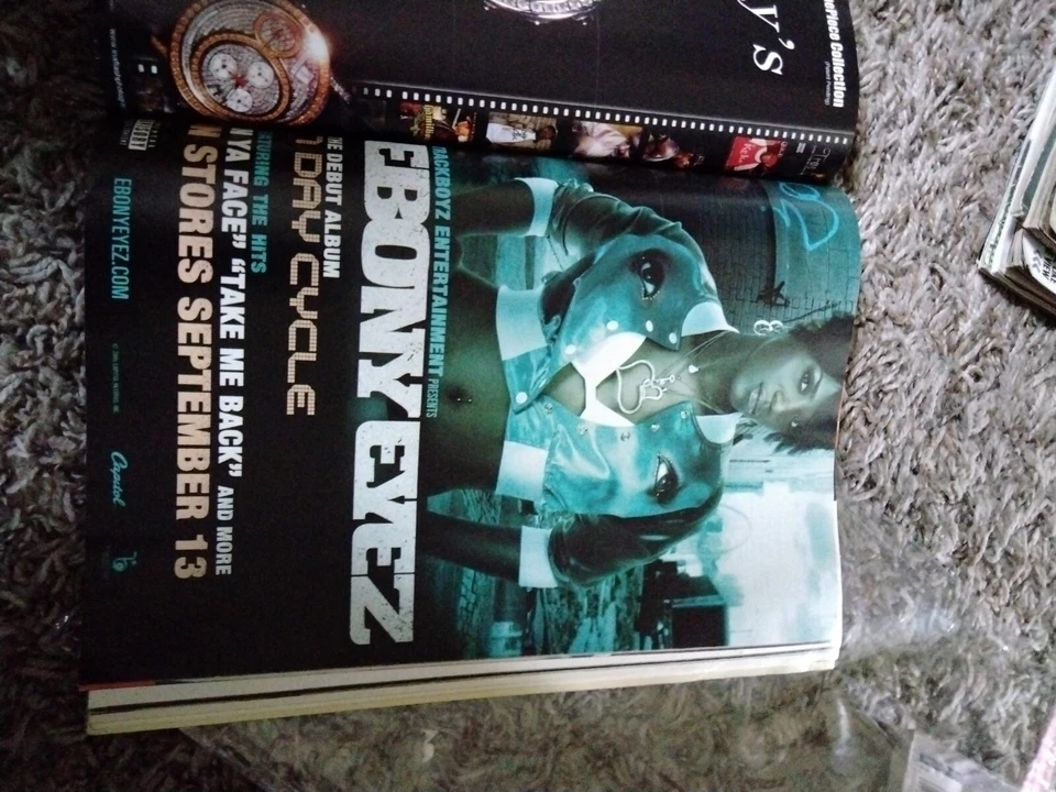 XXL Magazine 2005 # 75 Suge Knight Petey Pablo - Image 4 of 4