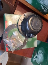 Chicago Rawhide Oil Fill Hubcap CR1612 1612