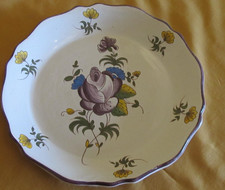 Assiette en faïence