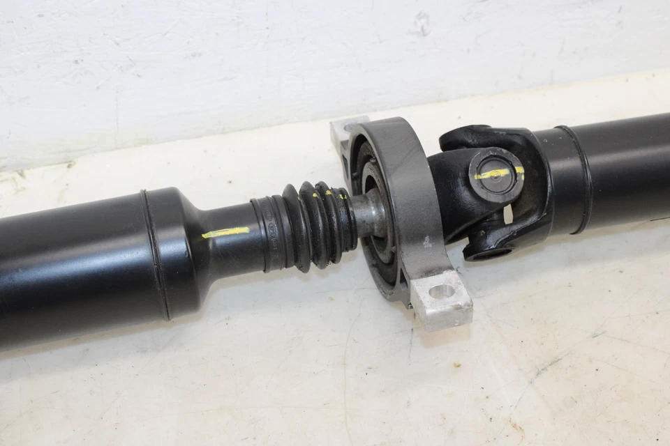 Hyundai Genesis 2010-2012 cupé M/T 3,8 L eje de transmisión OEM LR15 Foto 4 de 4