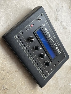MFB 503 Drum Machine (wie Roland 909)
