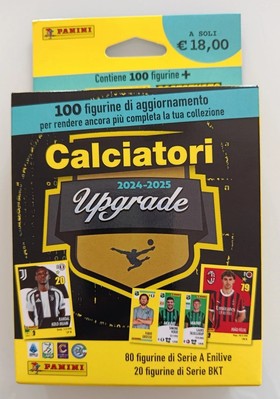 Box Panini Calciatori 2024-2025 - 100 Bustine Figurine Sigillate - Con Stickers Extra - Serie A, B E Lega Pro