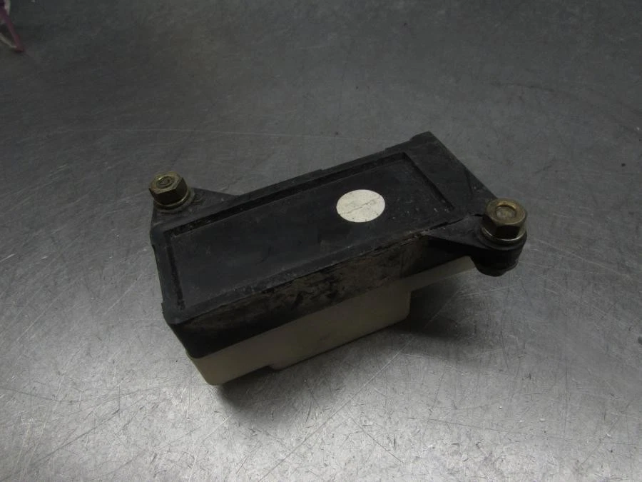 Caja de fusibles eléctricos para motocicleta Suzuki GV700 Madura 1989-1990 Foto 2 de 4