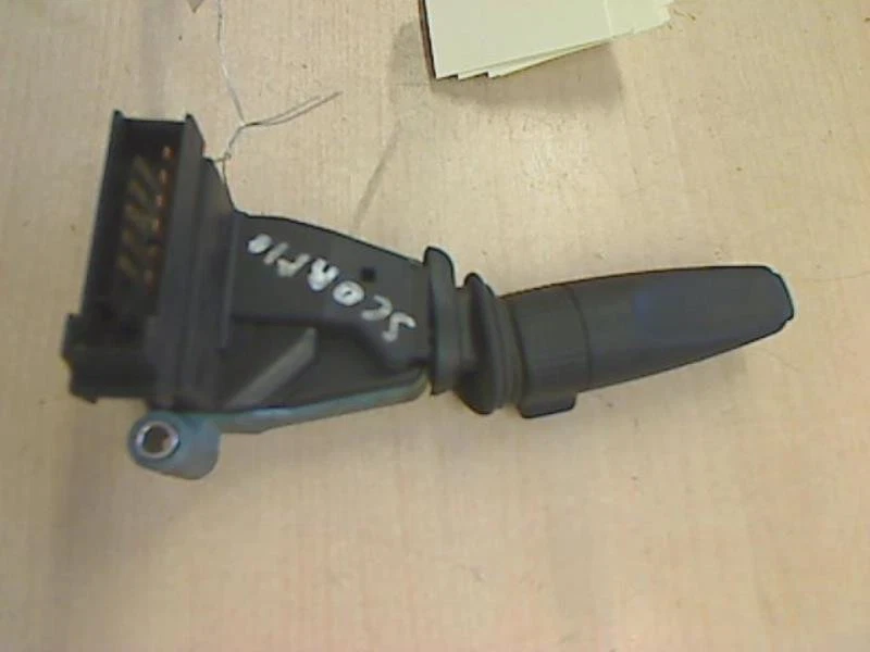 Commodo d'essuie glaces FORD SCORPIO 1 PHASE 1 - Photo 2/2