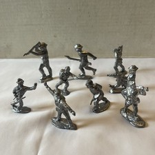 9 Vintage Lead Soldiers Unmarked/Painted Nice Shape
