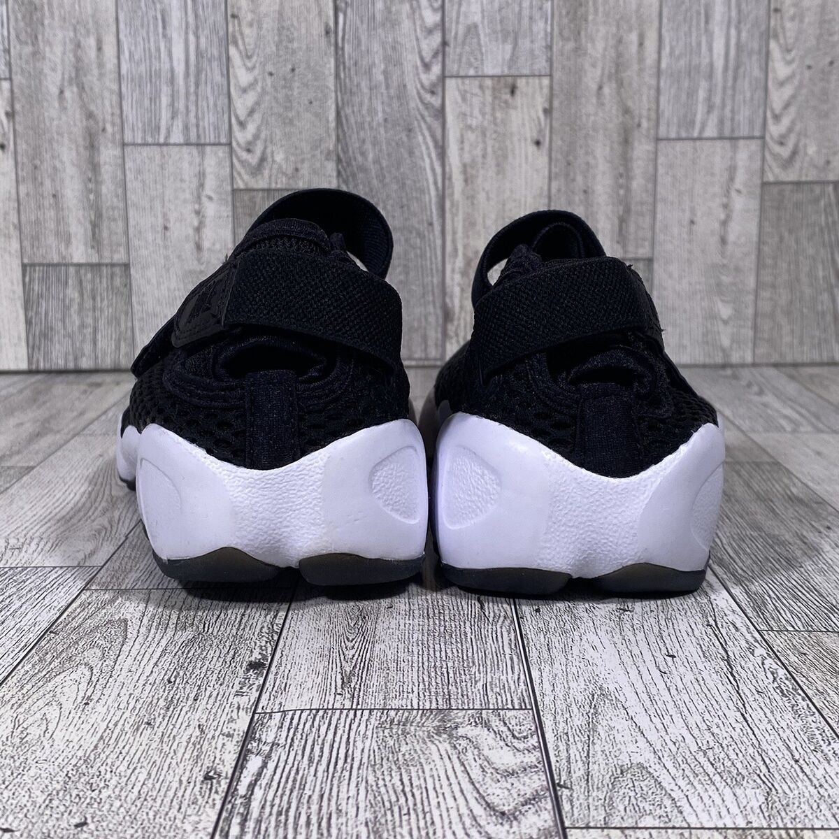 Nike Air Rift Breathe BR Black White Mesh Water Split Toe Nike Air Rift Breathe BR Black White Mesh Water Split Toe