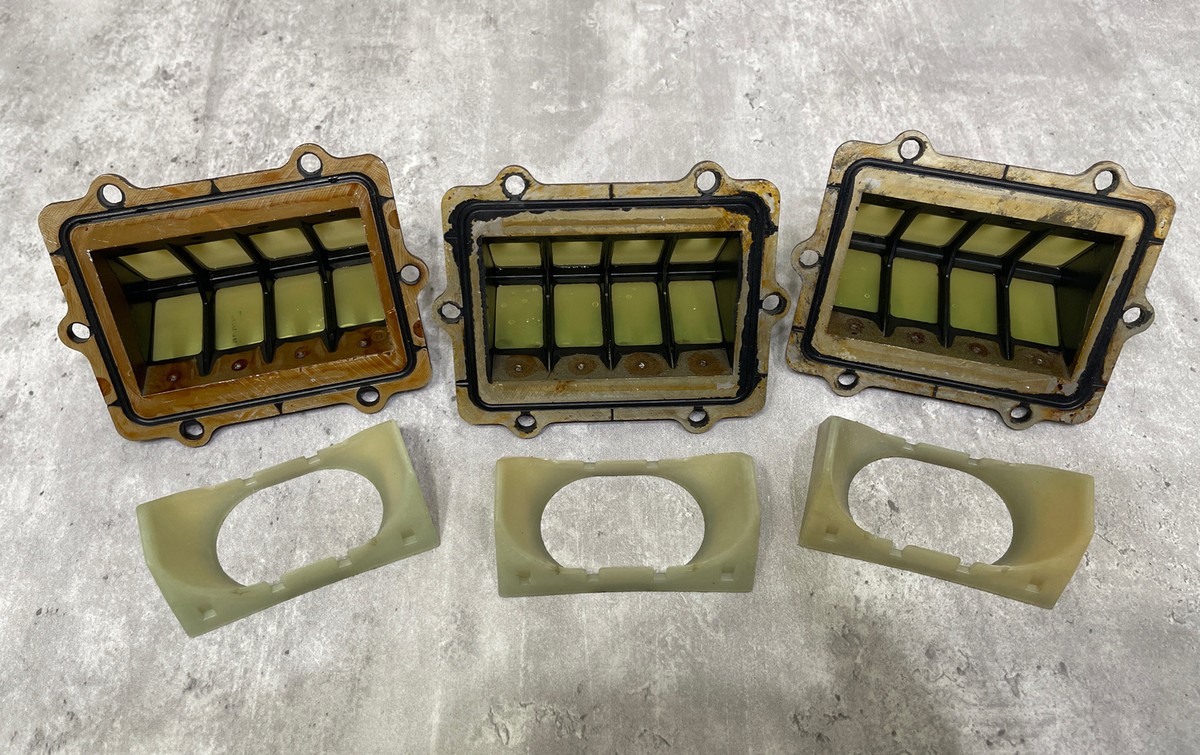 Polaris | SL900 | REED VALVE CAGE SET | 1201595 | 1996 | eBay