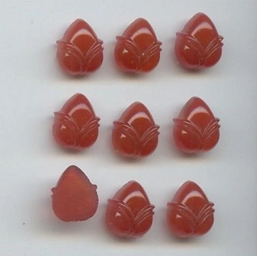 12 VINTAGE GLASS CORNELIAN RAISED ACORN 13x10mm. CAMEOS 6977