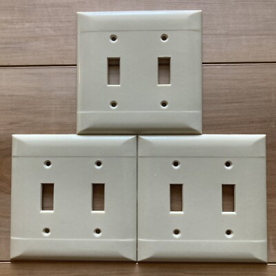 3 BAKELITE VINTAGE SIERRA BEIGE IVORY 2 LINE DOUBLE TOGGLE SWITCH PLATE COVER P2