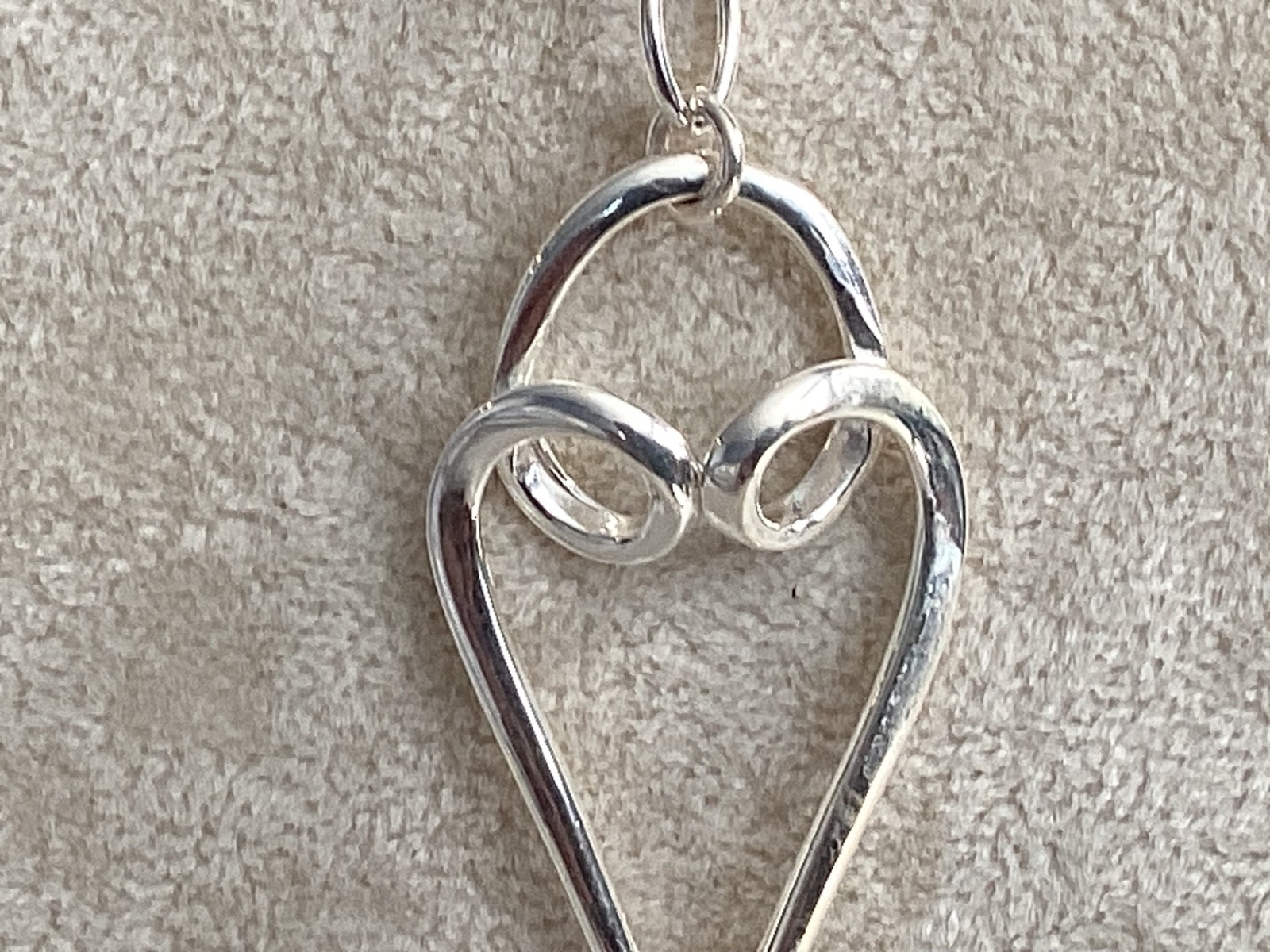 AUTHENTIC SIGNED STERLING SILVER UNIQUE OBLOG HEA… - image 5