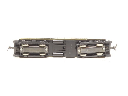 AHM 5131CD Santa Fe RS-2 Dummy LN - Picture 5 of 9