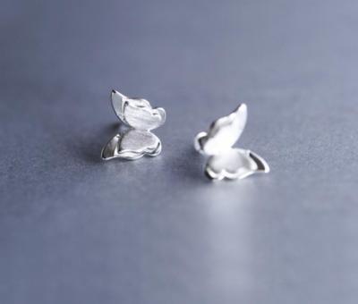 Lovely Adorable Tiny *Butterfly* Silver Earring Stud