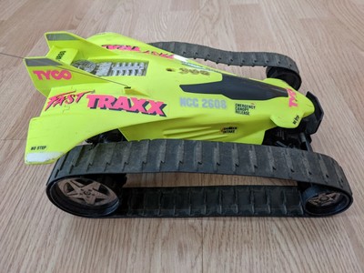 Fast Traxx TYCO RC car 9.6V remote + 