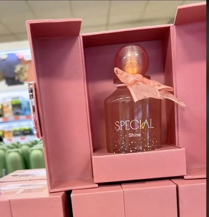 Perfume 詰め合わせ 815LwYz8syL._UF350,350_QL50_.jpg