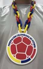🔥🇨🇴COLOMBIA .⚽️ Colgante Logo Copa del Mundo, Cadena Hype (ENVÍO RÁPIDO GRATIS)
