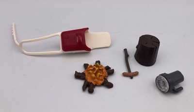 Schleich Rider Girls Accessories Camping Lot Campfire Log Hotdog Flashlight+