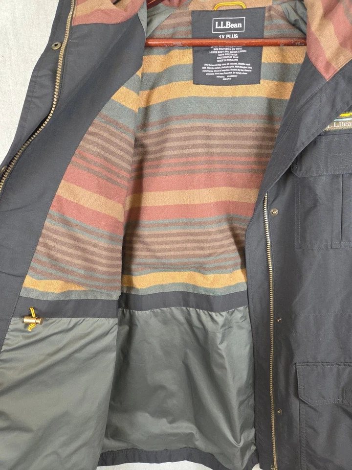 LL Bean 1X Plus Mountain Classic Water Resistant Hooded Jacket Coat Lined Black - Image 3 of 4