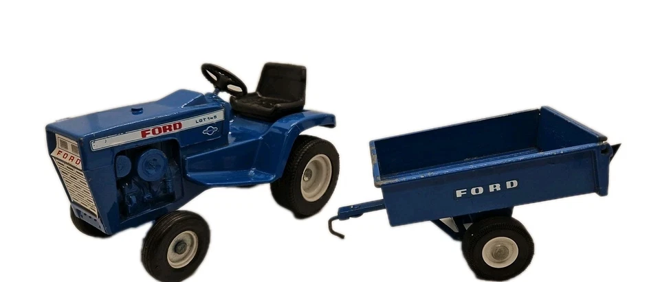 Remolque de volteo ERTL 1/12 azul Ford LGT 145 césped hidrostático jardín tractor  Foto 2 de 4