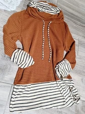 Woman's Cowl Neck Long Sleeve Tunic, Extra Large