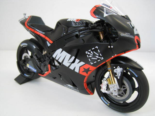 Yamaha YZR-M1 Movistar Yamaha Valencia Nov. 2016 Minichamps