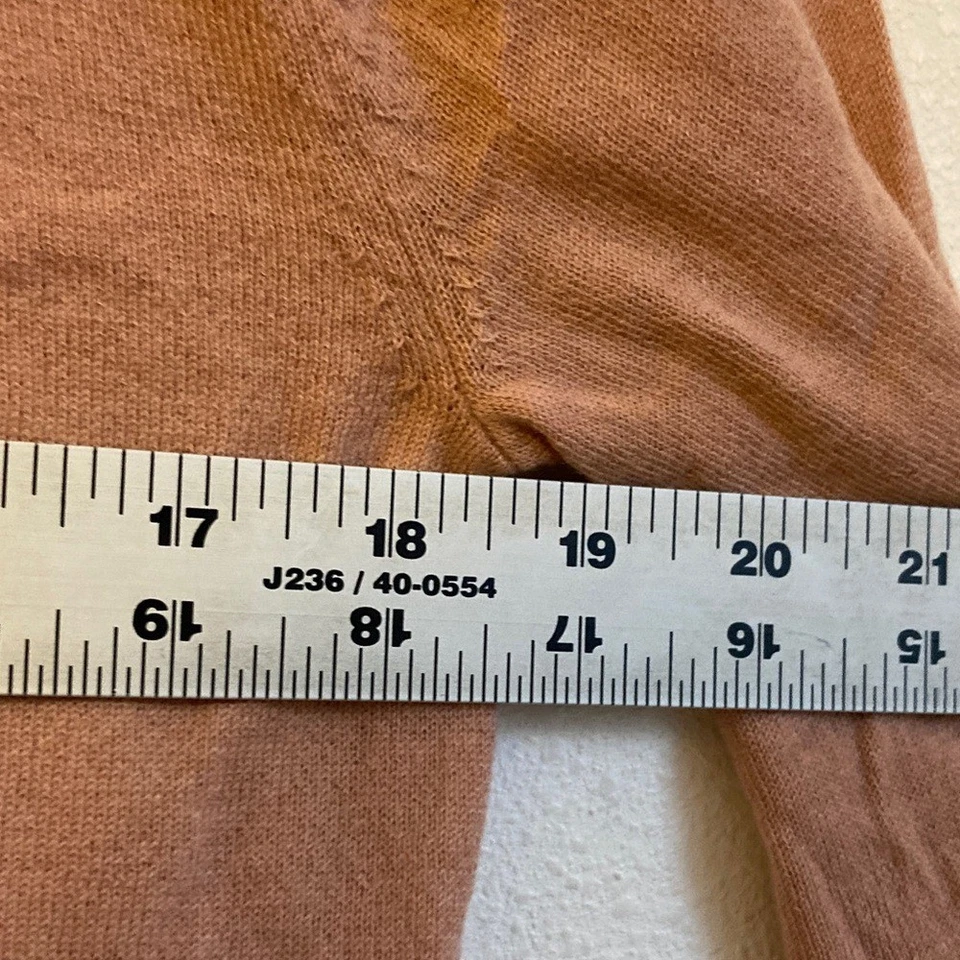 J. Cárdigan de cachemir Crew peso pluma pequeño Rosy Dune Foto 3 de 4