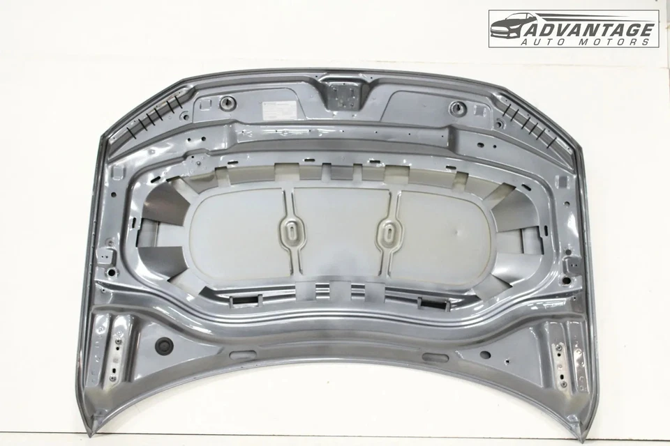 VOLKSWAGEN TIGUAN 2018-2024 CAPÓ CAPÓ CARCASA PANEL GRIS 5NN-823-031-B OEM Foto 2 de 4