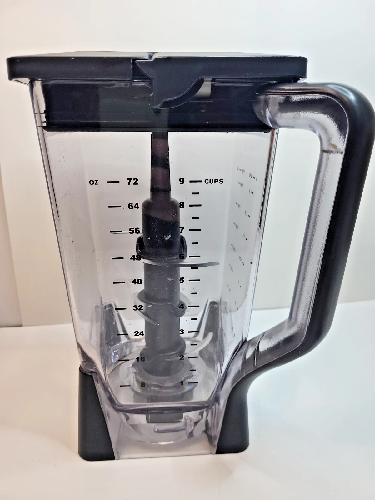 Ninja Blender 72 oz 9 Cup Pitcher Jar Lid Spout Blade Sixblade BL660