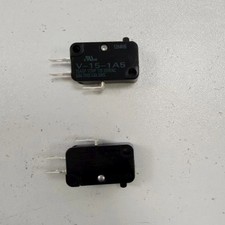 V-15-1A5 2PCS New Omron V-15-1A5 Micro Limit Switch 15A 125250VAC Fast Shipping