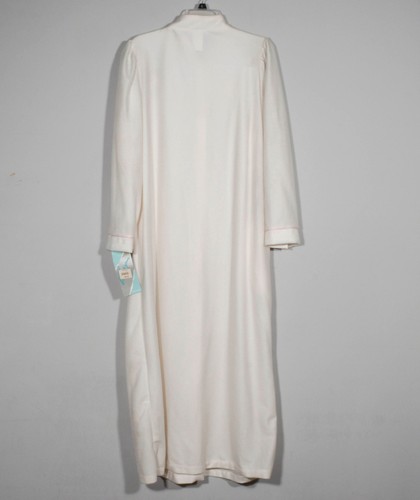 NWT Cinejour Embroidered Ivory Velour Women's Robe Housecoat Sz L - Picture 2 of 8