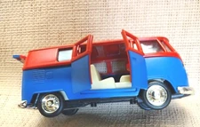1962 Volkswagen Classic T1 Transporter  RM City Diecast Toy Car 5" 1:32 scale