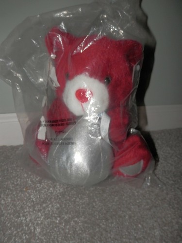Hersheys Kiss Talking Bear Stuffed Plush 2005 Battery Operated valentines red