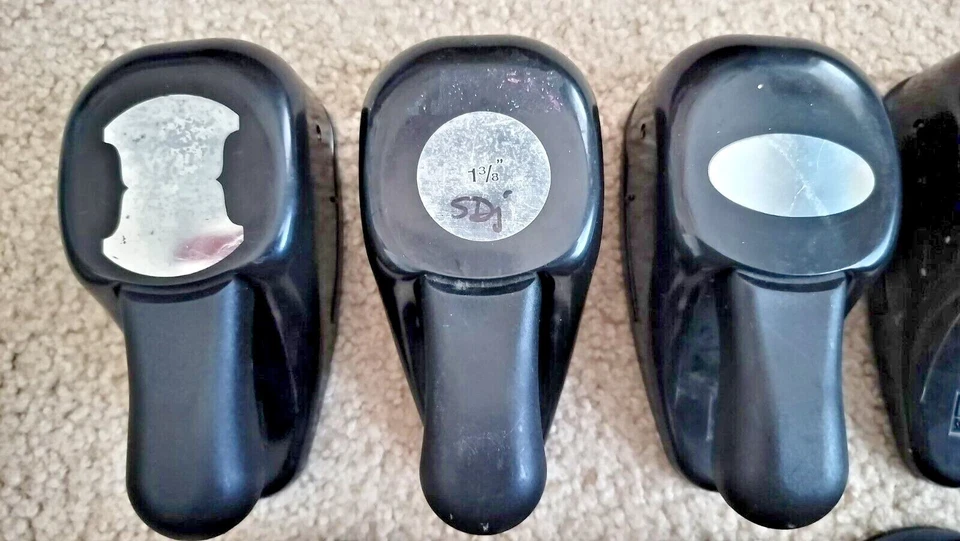 Stampin Up Punches Whale Tail Paper Punches Lot of 9 **Used Tested* - Image 4 of 4