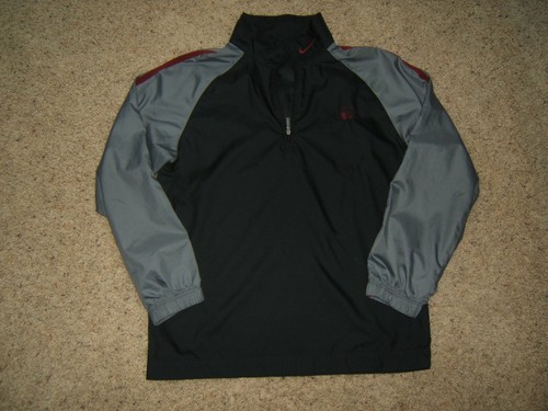 Boy's NIKE Lightweight Windbreaker 