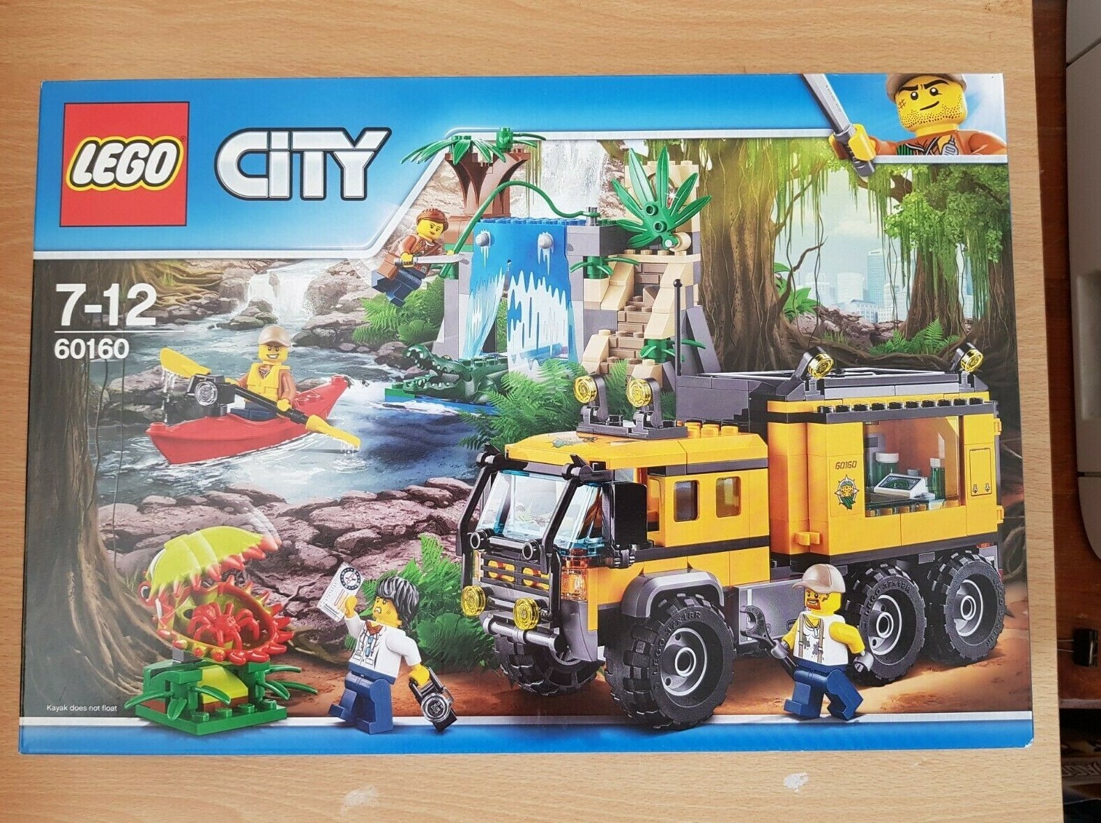 lego city 60160 jungle mobile lab