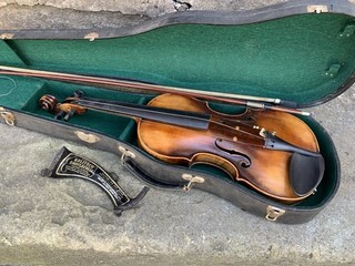 G.A. Pfretzschner Violin Stradivarius Copy w/bow & Case For Repair Restoration