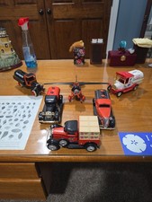 Liberty Classic Kenworth Clark's Super Gas die cast banks with key set of 5