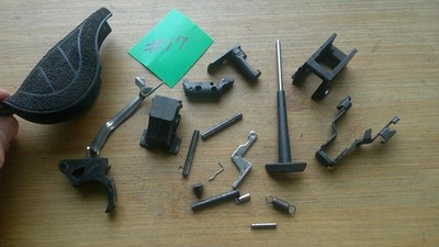 SMITH & WESSON M&P 40 PERFORMANCE CENTER 40S&W PARTS TRIGGER EJECTOR LOCKING