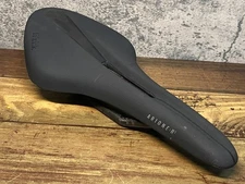 fizik ARIONE R1 OPEN Saddle LARGE Carbon Rails Black Lightweight and durable