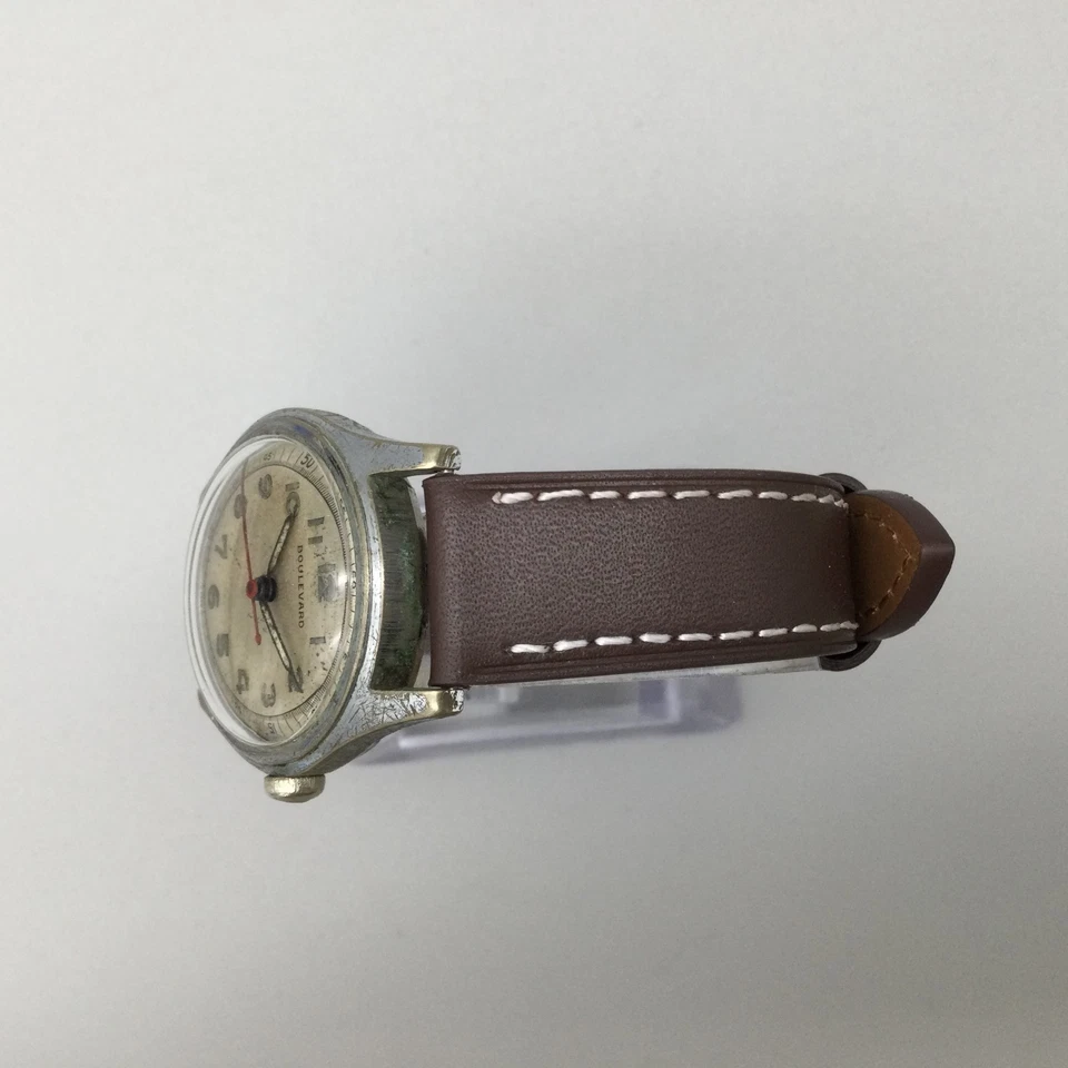 Reloj De Colección Avia Boulevard Hombre 31mm Tono Plateado Segunda Guerra Mundial Militar Cuero Cuerda Manual Foto 4 de 4