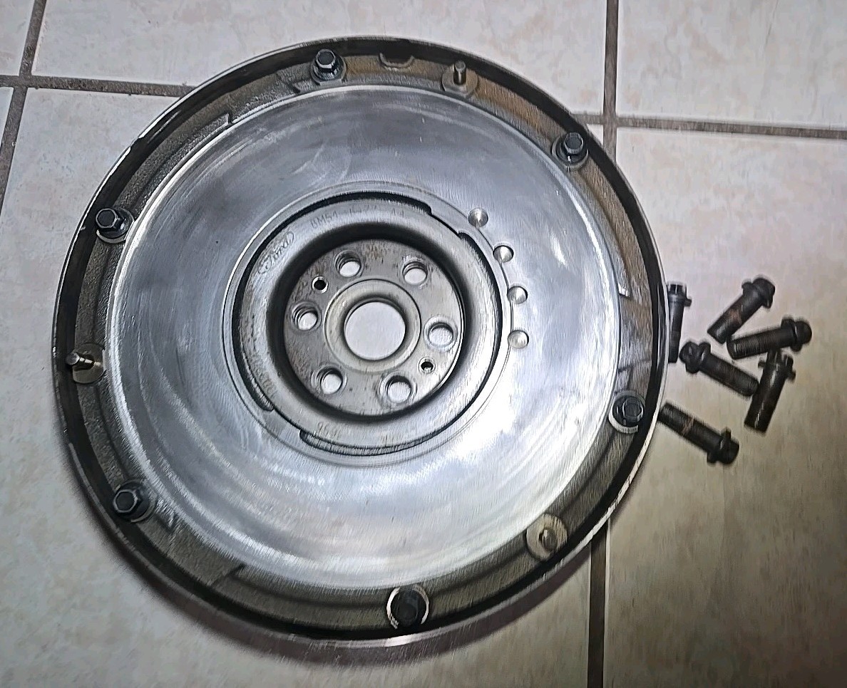 2011-2017 Ford Focus 2.0L Dual Mass Flywheel Manual Transmission+Bolts BM51-6477