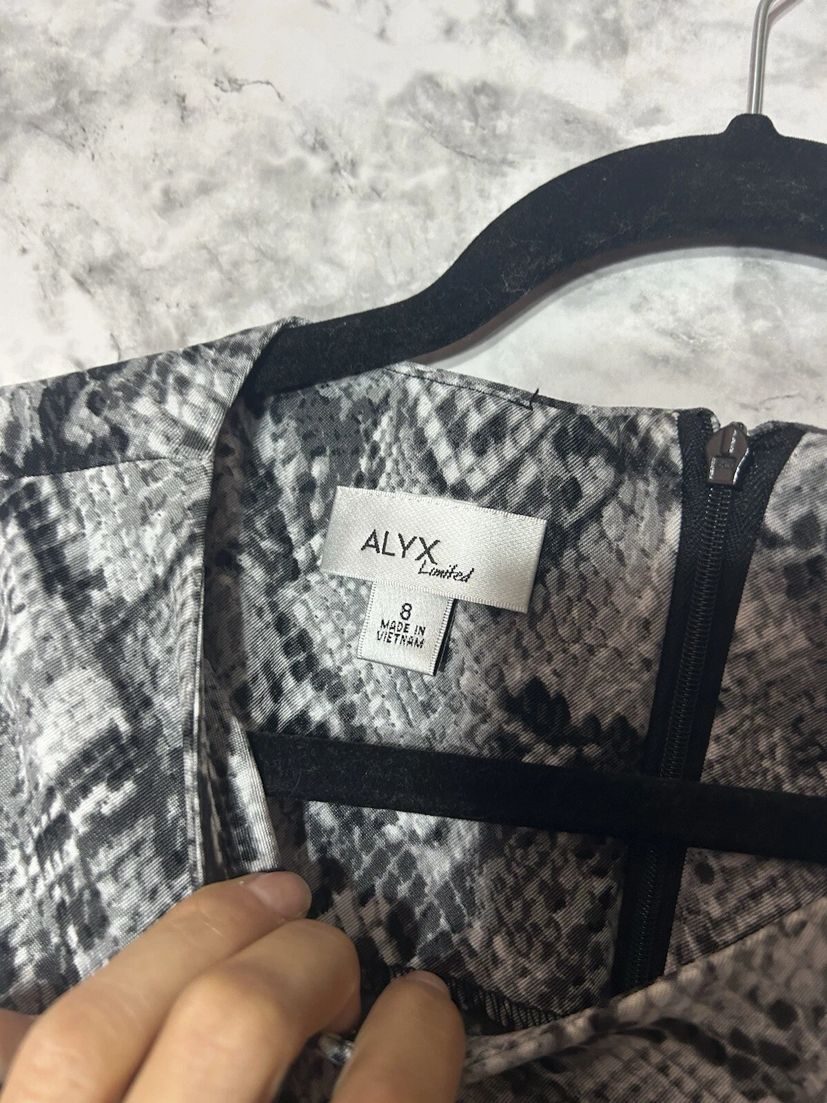 Abito senza maniche Alyx Limited donna grigio nero stampa pelle di serpente taglia 8 ottime condizioni