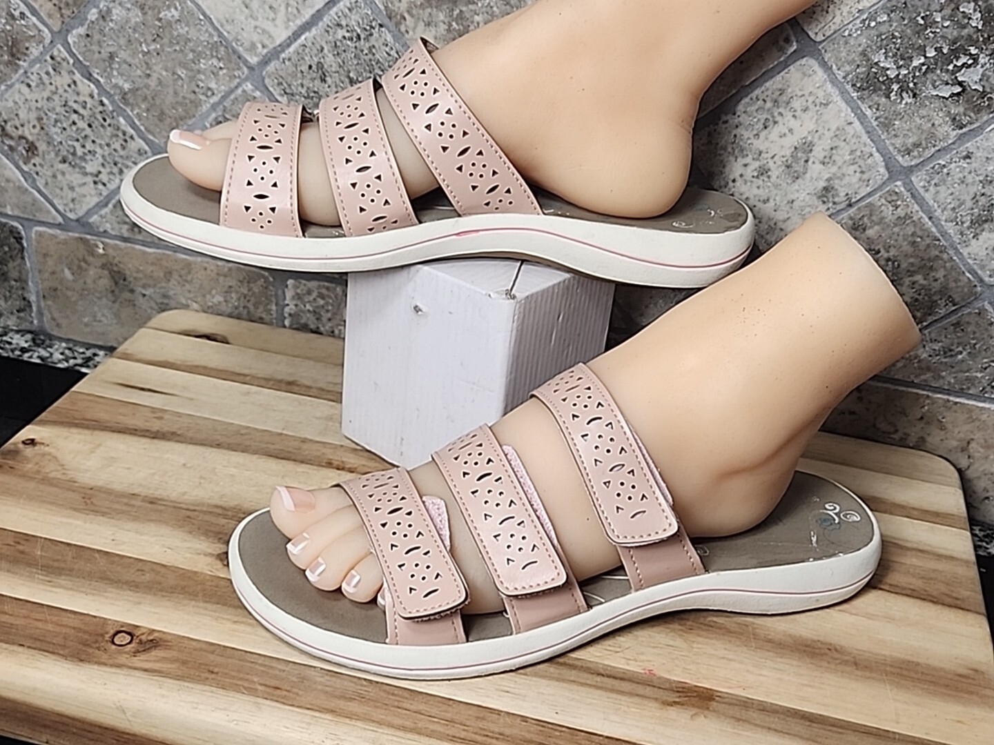 APL Sandali donna Ingaro Sport rosa imbottito 3 ganci e cinturino ad anello taglia 11