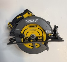 DEWALT DCS578 60V Brushless 7-1/4 in Cordless Right-Blade Circular Saw w/Blade